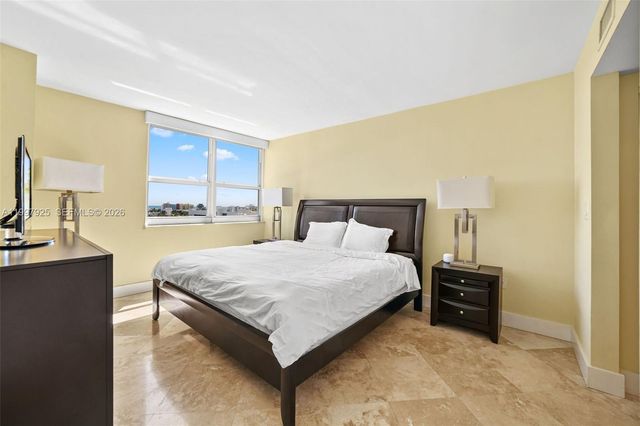 650 W Ave 1104 1104, Miami Beach, FL 33139