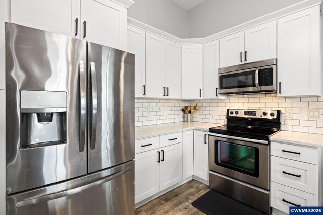 4977 Manning Ct NE, Salem, OR 97305
