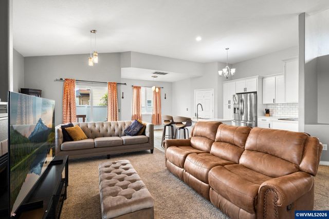 4977 Manning Ct NE, Salem, OR 97305