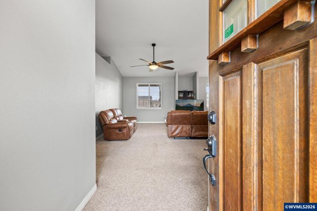 4977 Manning Ct NE, Salem, OR 97305