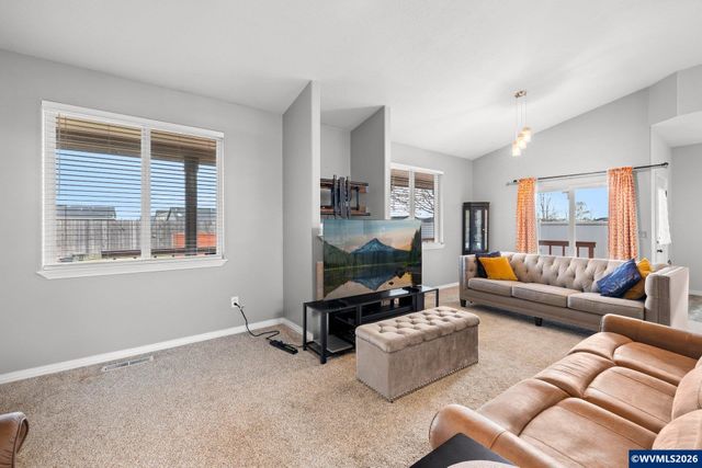 4977 Manning Ct NE, Salem, OR 97305