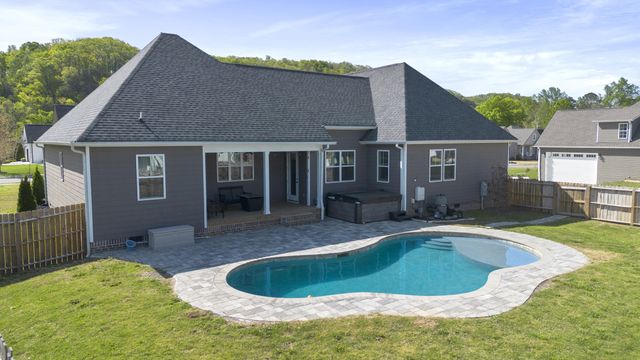 214 Winding Glen Drive NW, Cleveland, TN 37312