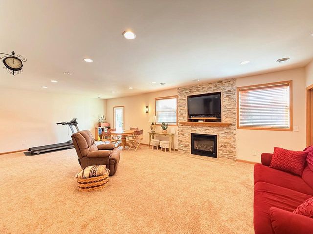 3161 Lorrabud Lane, Sun Prairie, WI 53590