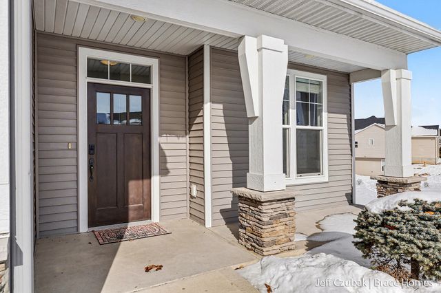 6737 Windsor Ridge Court Ne 8, Plainfield Twp, MI 49341