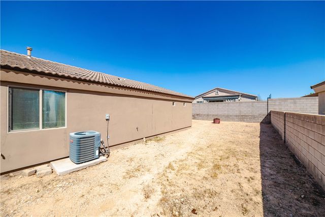 2820 N Brook Street, Kingman, AZ 86401