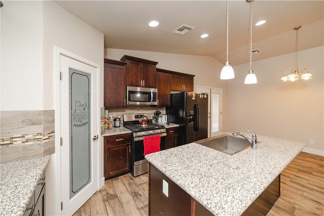 2820 N Brook Street, Kingman, AZ 86401