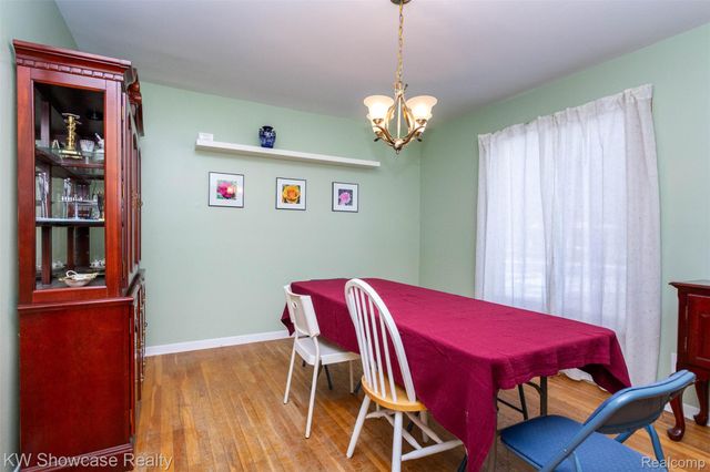 310 Boutell Drive, Grand Blanc, MI 48439