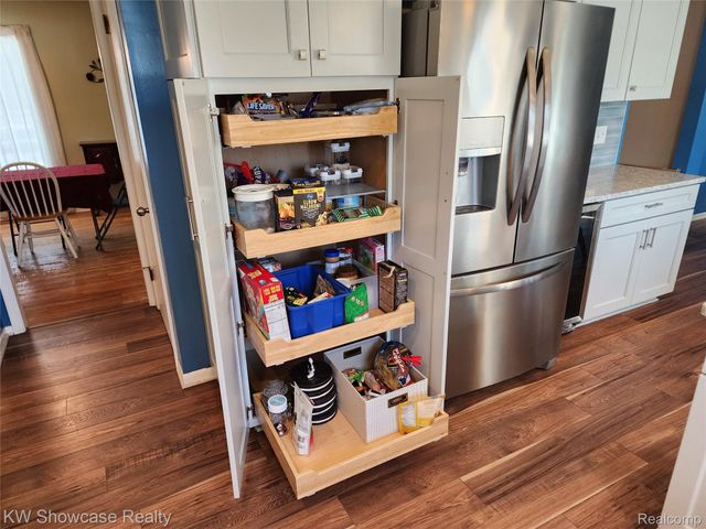 310 Boutell Drive, Grand Blanc, MI 48439