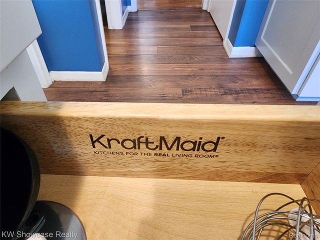 310 Boutell Drive, Grand Blanc, MI 48439