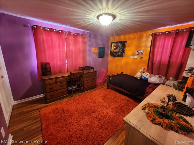 310 Boutell Drive, Grand Blanc, MI 48439