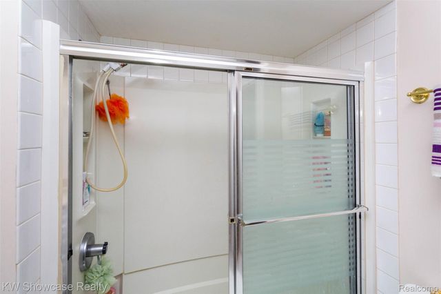 310 Boutell Drive, Grand Blanc, MI 48439