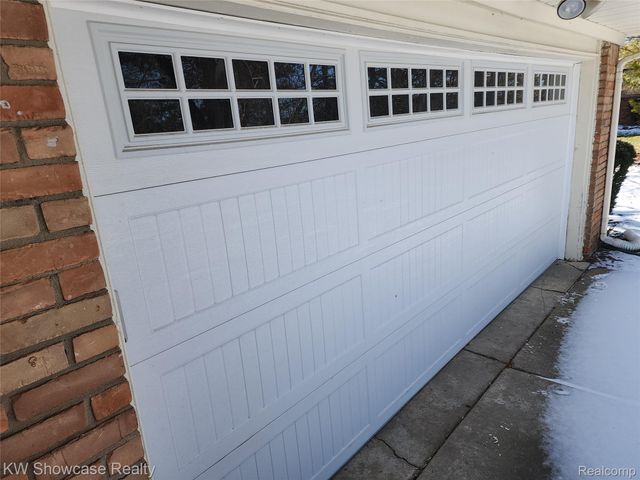 310 Boutell Drive, Grand Blanc, MI 48439