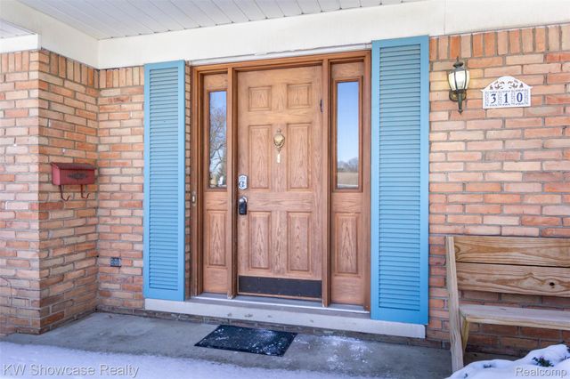 310 Boutell Drive, Grand Blanc, MI 48439