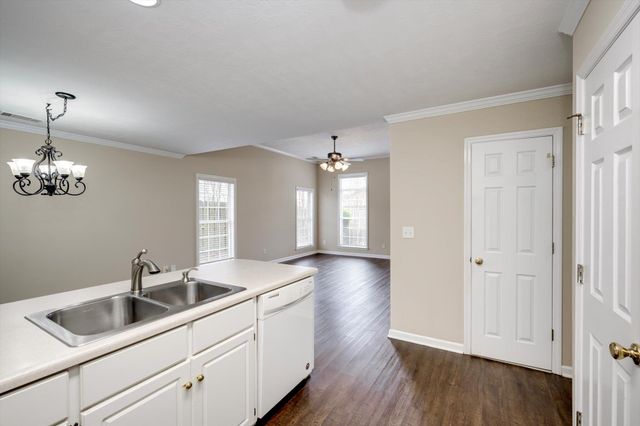 303 Village Parkway, North Augusta, SC 29841