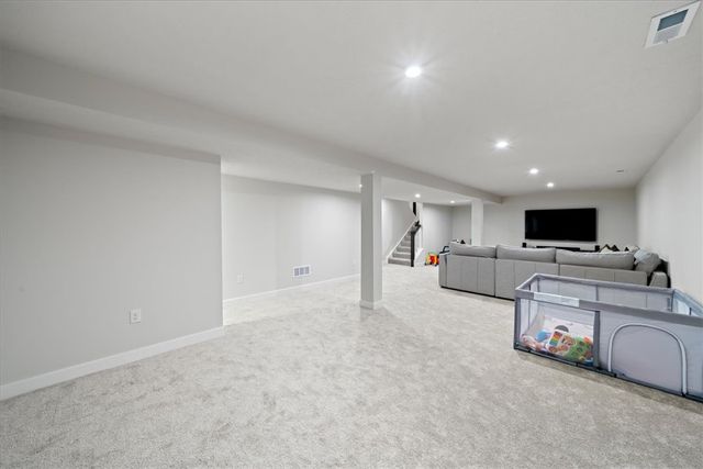 1812 Wildflower Road, Fairborn, OH 45324