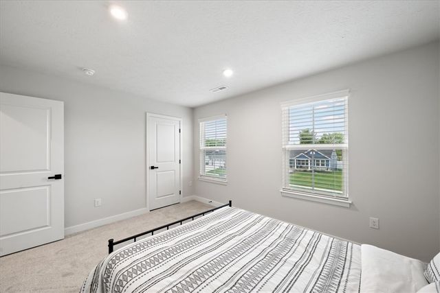 1812 Wildflower Road, Fairborn, OH 45324