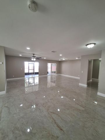 9219 SW 1st Place, Boca Raton, FL 33428