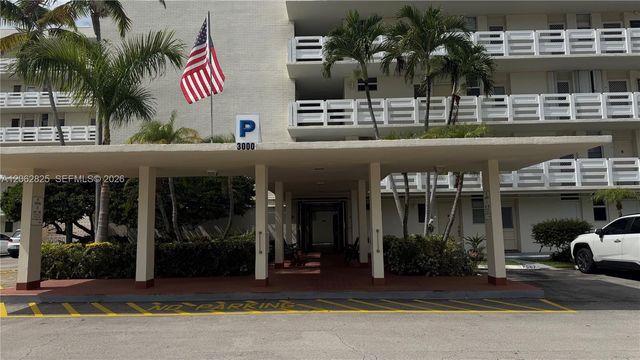 3000 Marcos Dr P210, Aventura, FL 33160