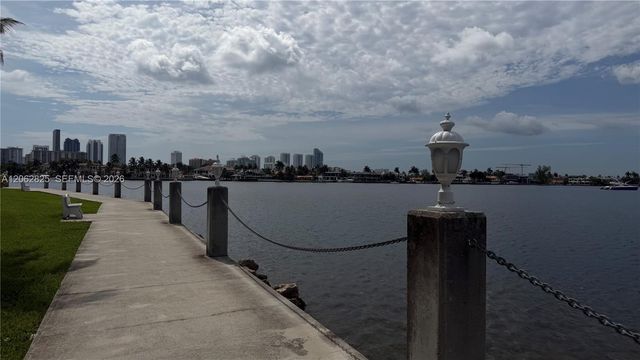 3000 Marcos Dr P210, Aventura, FL 33160