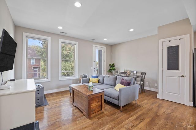 434 Northern Avenue, Cincinnati, OH 45229