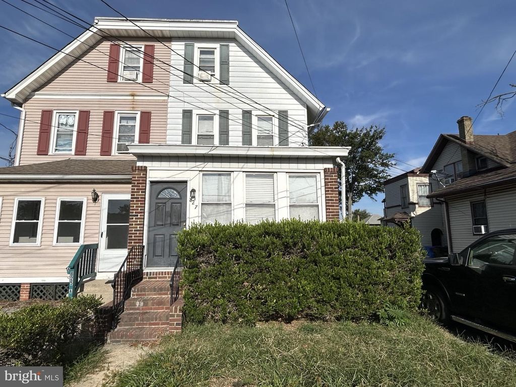 827 N BROAD ST, WOODBURY, NJ 08096 — exterior