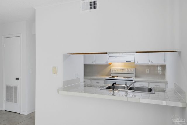 2109 Langley Ave, Pensacola, FL 32504