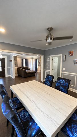 7637 S King Drive, Chicago, IL 60619