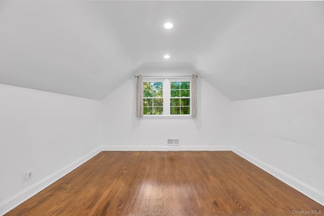 49 Henry Street, Scarsdale, NY 10583