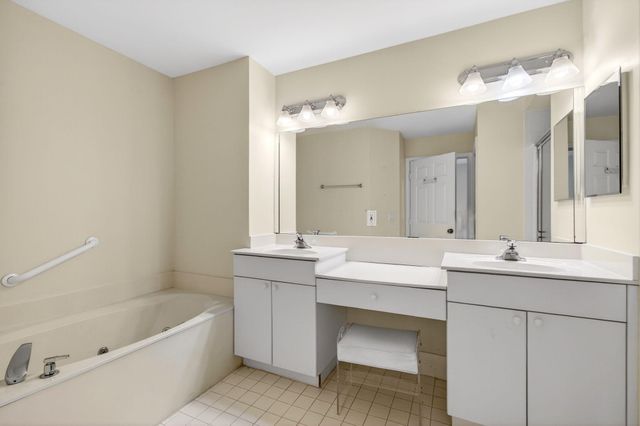 12468 Crystal Pointe Drive 102, Boynton Beach, FL 33437