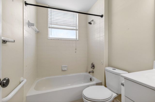 12468 Crystal Pointe Drive 102, Boynton Beach, FL 33437