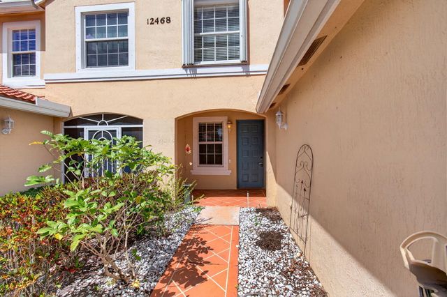 12468 Crystal Pointe Drive 102, Boynton Beach, FL 33437