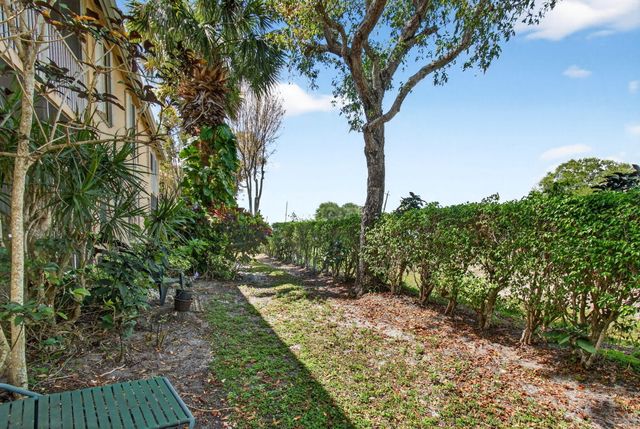 12468 Crystal Pointe Drive 102, Boynton Beach, FL 33437