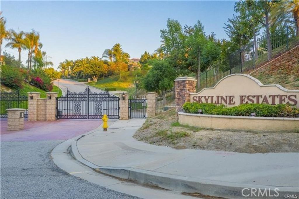 15477 SKYLINE DR, Hacienda Heights, CA 91745