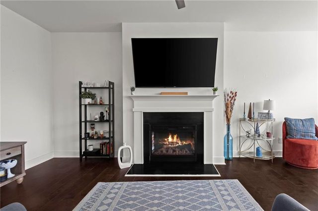 228 Auburn Valley Way, Auburn, GA 30011