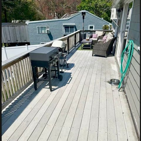 29 Fresh Pond Cir, Plymouth, MA 02360