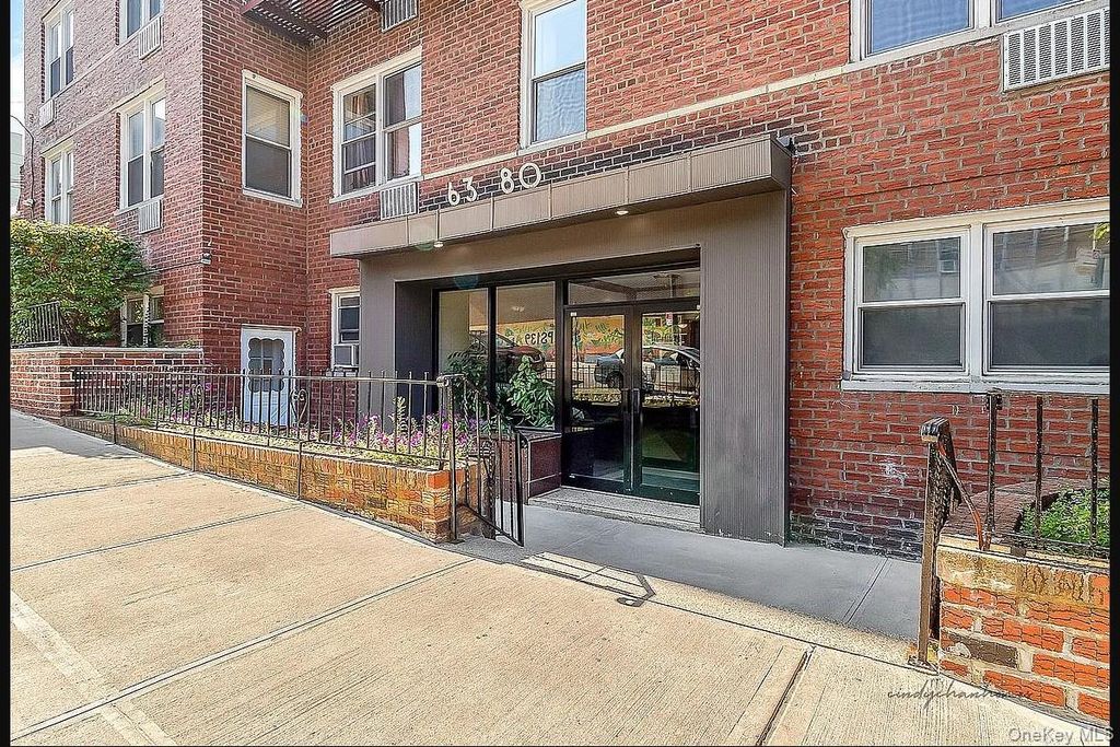 6380 Wetherole Street 2E, Rego Park, NY 11374