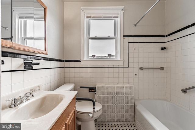 3532 CLIFTMONT AVE, Baltimore, MD 21213