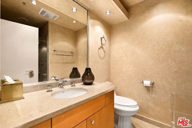 10790 Wilshire Boulevard 1001, Los Angeles, CA 90024