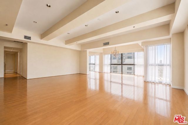 10790 Wilshire Boulevard 1001, Los Angeles, CA 90024