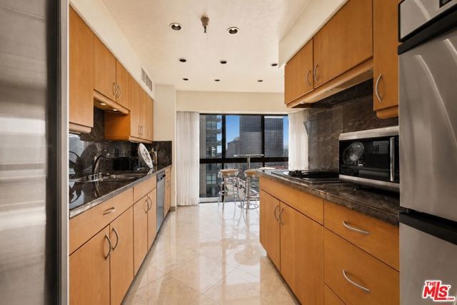 10790 Wilshire Boulevard 1001, Los Angeles, CA 90024