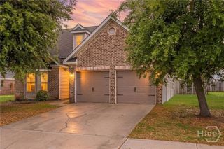 25 Chestnut Oak Drive, Richmond Hill, GA 31324