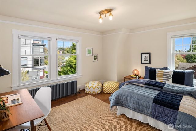 521 N 47th Street, Seattle, WA 98103