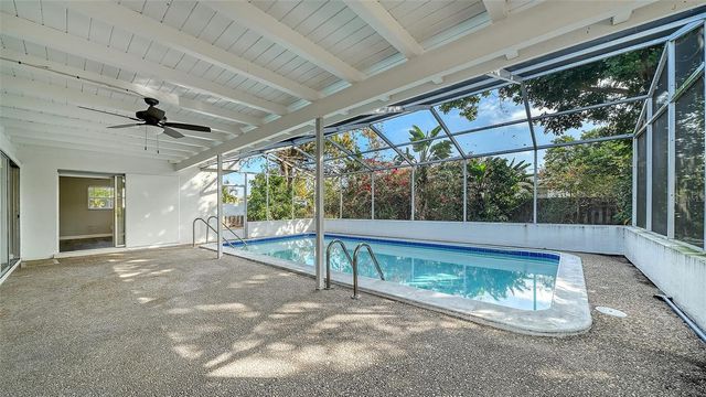 3005 LOCKWOOD TERRACE, Sarasota, FL 34231
