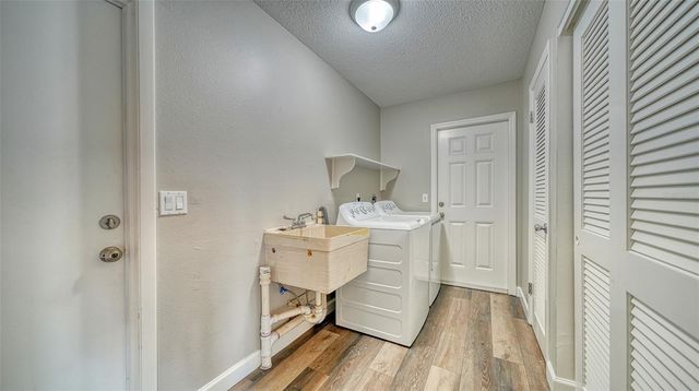 3005 LOCKWOOD TERRACE, Sarasota, FL 34231