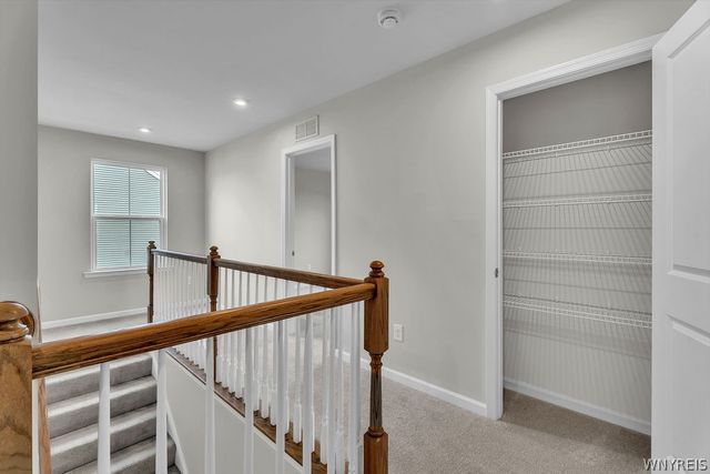 221 Stonebridge Road, Grand Island, NY 14072