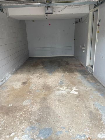 2363 Dorland Lane E, Maplewood, MN 55119