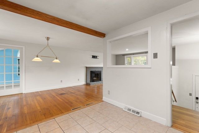 7 Heath Rd, Easton, MA 02375