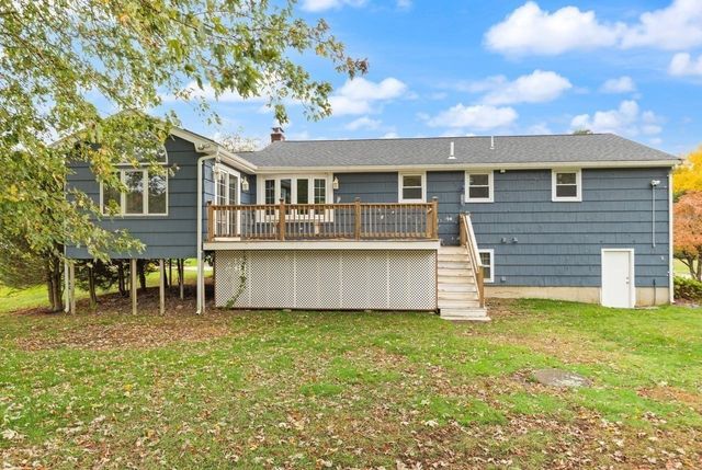 7 Heath Rd, Easton, MA 02375