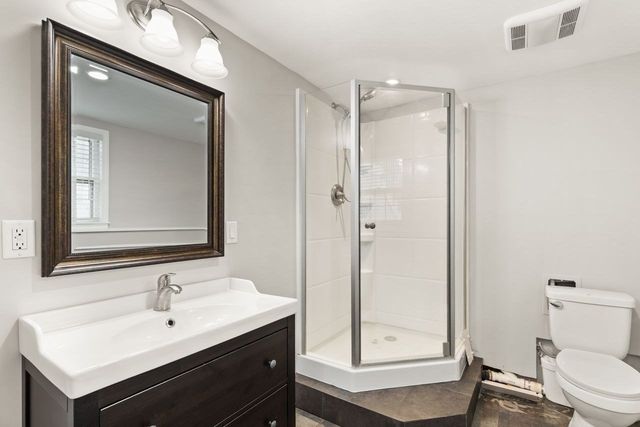 7 Heath Rd, Easton, MA 02375