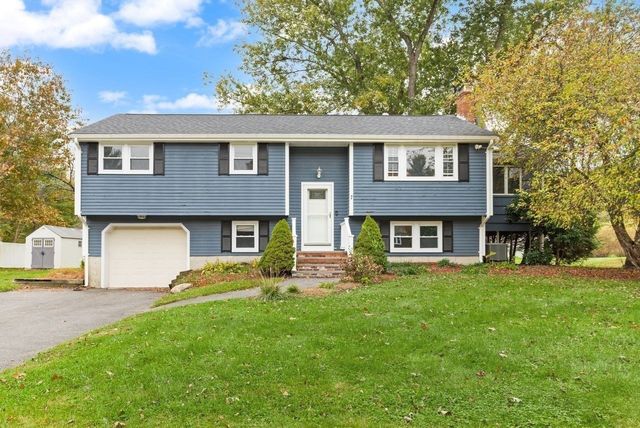7 Heath Rd, Easton, MA 02375